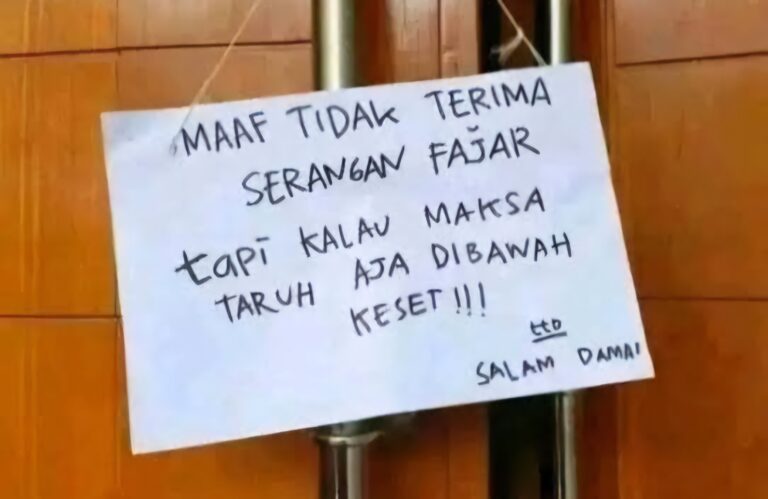 resonansi - sejarah politik uang